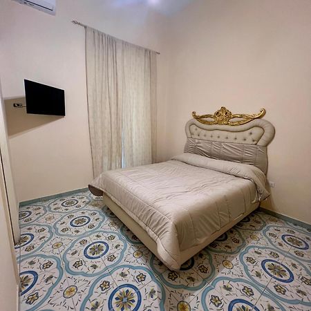Beb Rosy Bed & Breakfast Napoli Dış mekan fotoğraf
